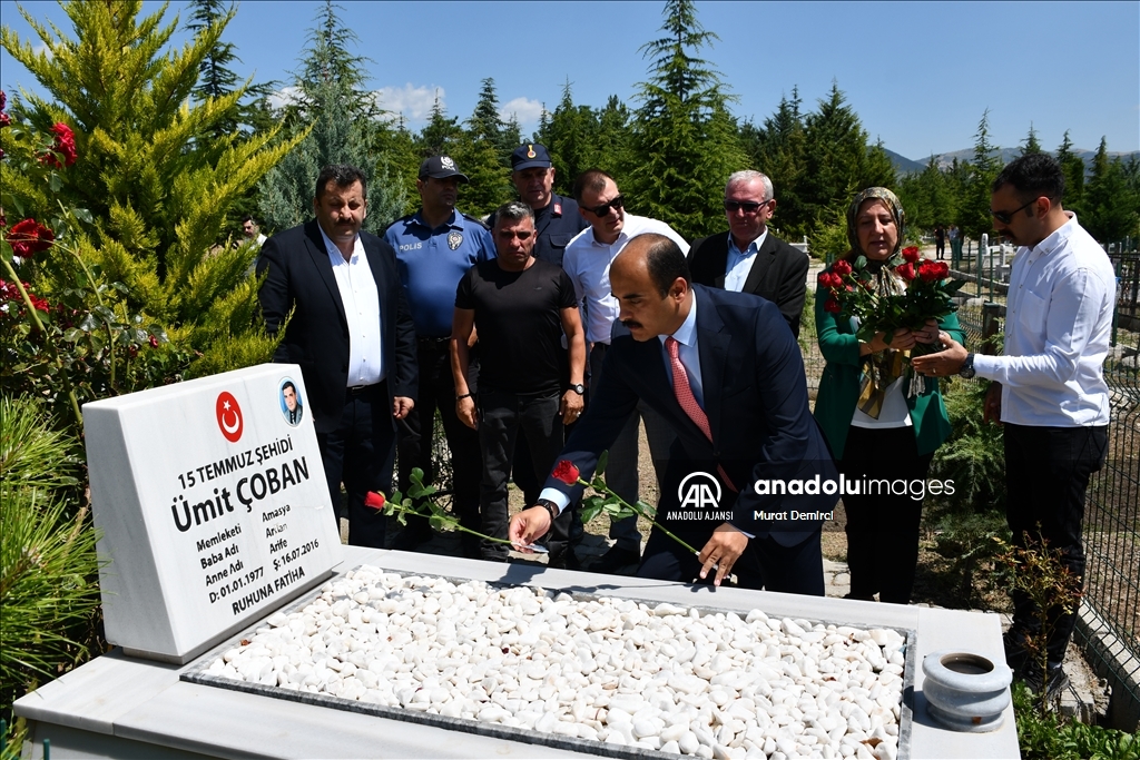 15 Temmuz şehidi Ümit Çoban, Amasya'daki kabri başında anıldı