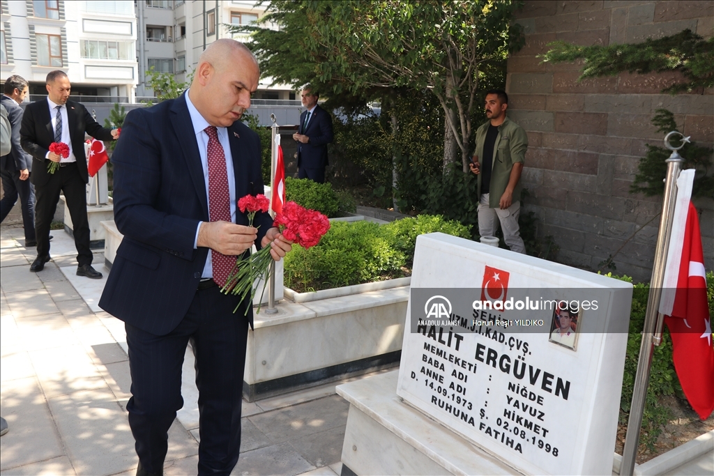 İç Anadolu'da 15 Temmuz dolayısıyla şehitlikler ziyaret edildi