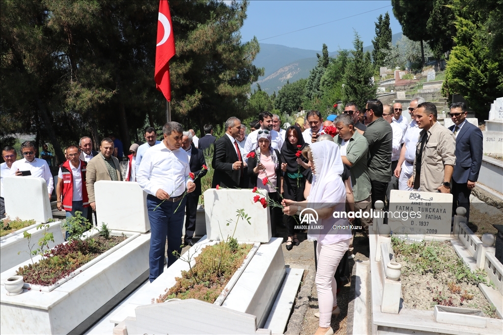 15 Temmuz şehidi Metin Arslan Karabük'teki mezarı başında anıldı