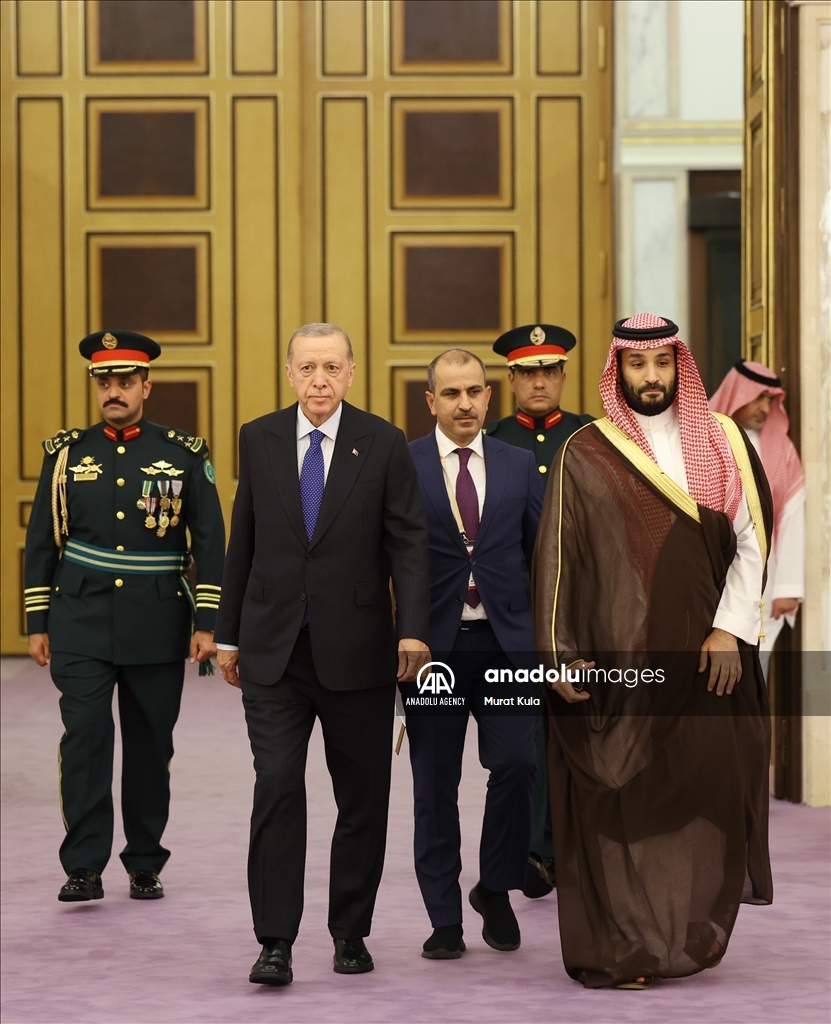 استقبال رسمی بن‌ سلمان از اردوغان در جده