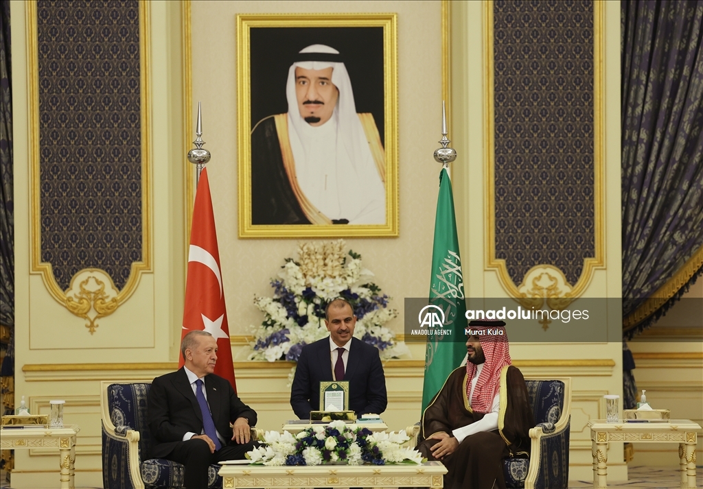 استقبال رسمی بن‌ سلمان از اردوغان در جده