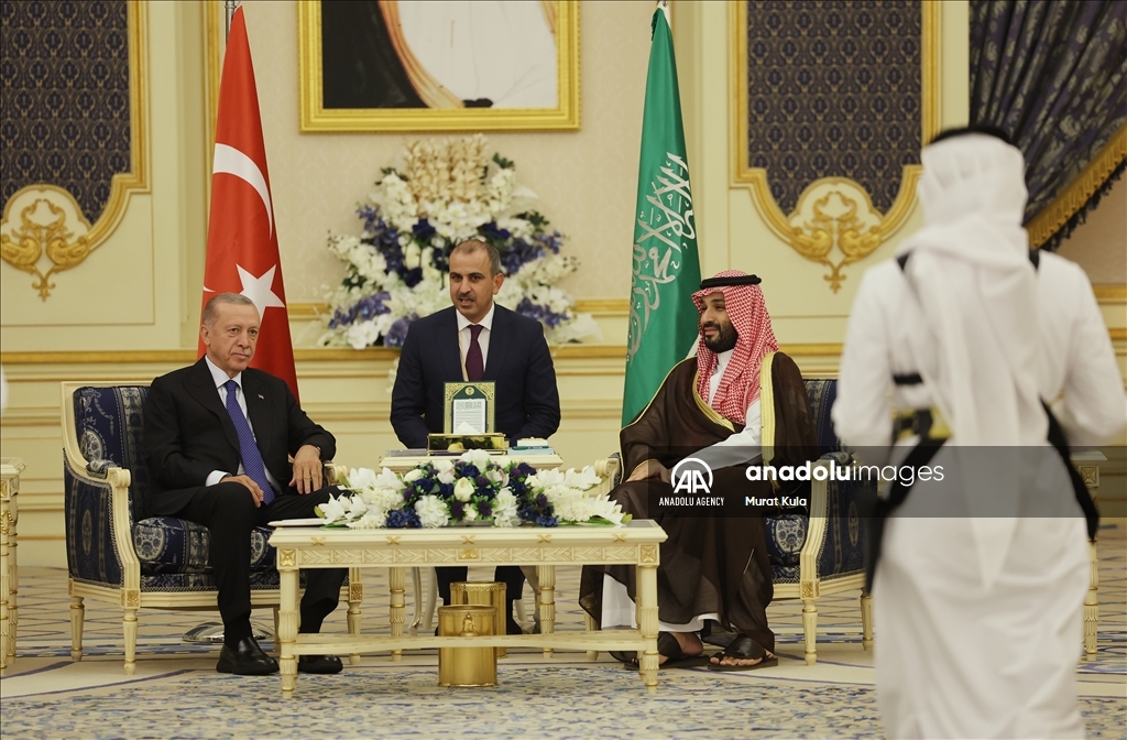 استقبال رسمی بن‌ سلمان از اردوغان در جده