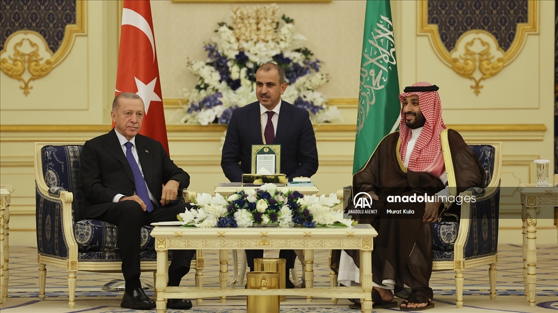 استقبال رسمی بن‌ سلمان از اردوغان در جده