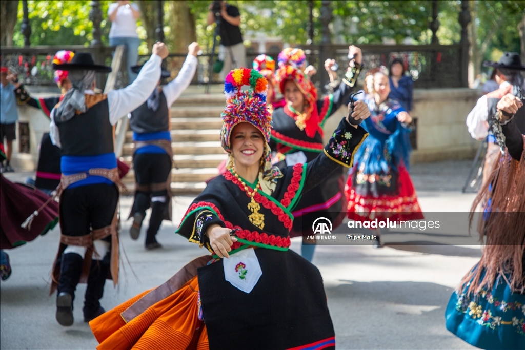 Hırvatistan'ın başkenti Zagreb'de 57. Uluslararası Folklor Festivali başladı