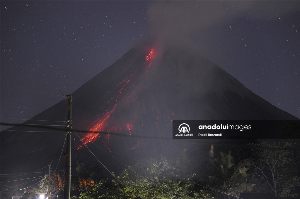 Merapi Yanardağı'nda volkanik hareketlilik