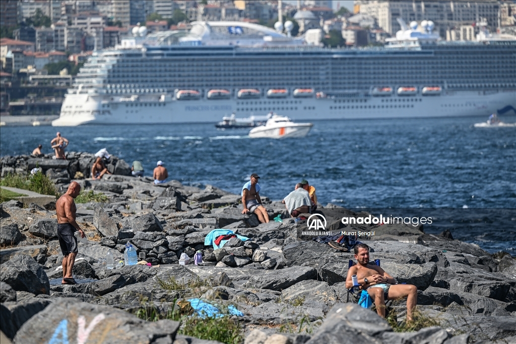İstanbul'da sıcak hava etkili oldu