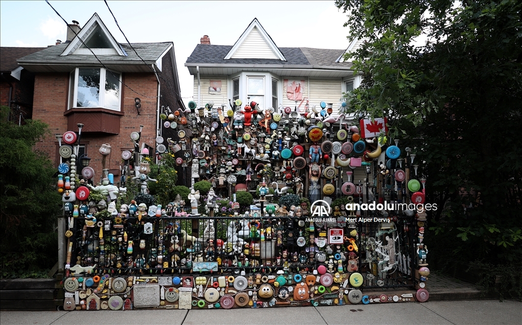 Toronto'daki 'Oyuncak Bebek Evi'
