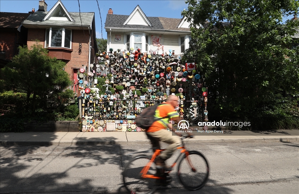 Toronto'daki 'Oyuncak Bebek Evi'
