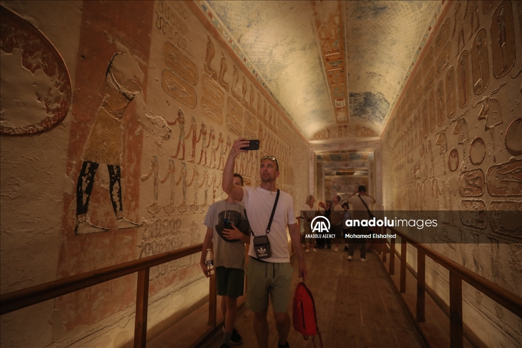 الأُقصر.. مقبرة رمسيس الرابع عبقرية فرعونية في وادي الملوك بمصر