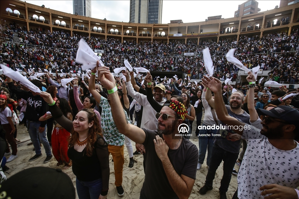 Kolombiya'nın başkenti Bogota'da Petronio Alvarez Pasifik Müzik Festivali düzenlendi