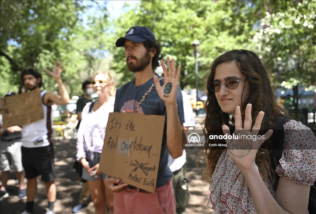 İklim Aktivistleri New York'ta düzenlenen ''İklim Saati'' etkinliğinde bir araya geldi