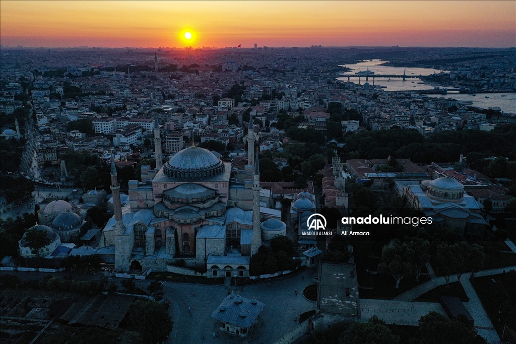 Yeniden ibadete açılan Ayasofya 3 yılda yaklaşık 21 milyon ziyaretçiyi ağırladı