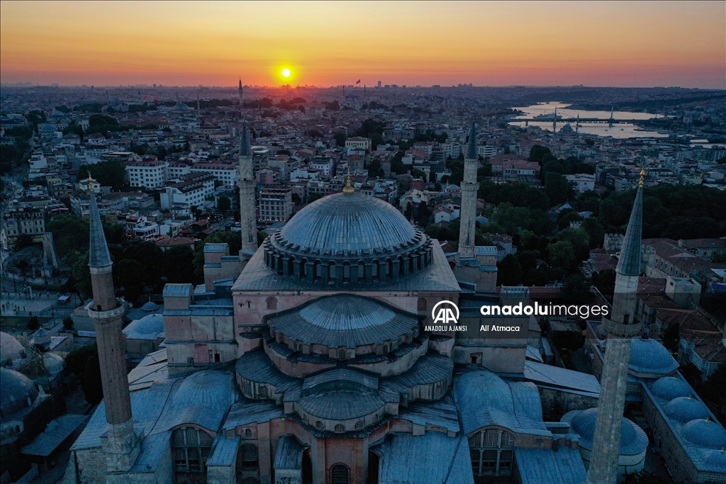 Yeniden ibadete açılan Ayasofya 3 yılda yaklaşık 21 milyon ziyaretçiyi ağırladı