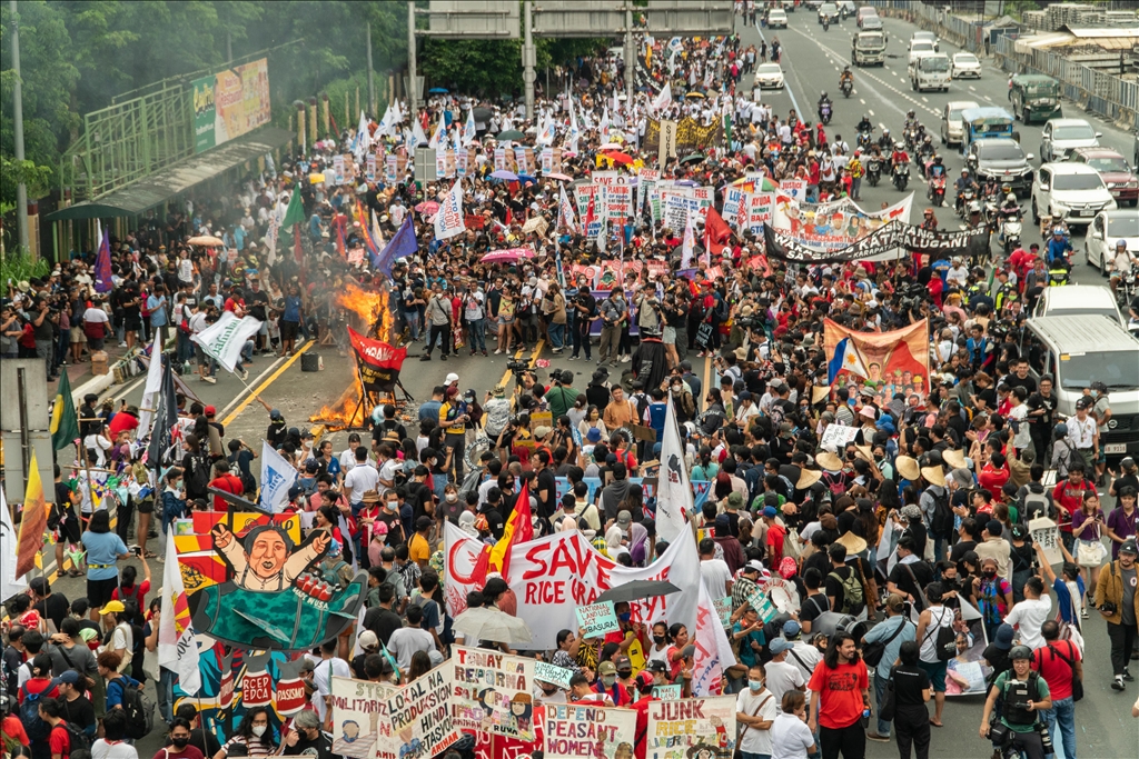 Various groups hold protest for extra wages, livelihoods, welfare and non-violence in Philippines