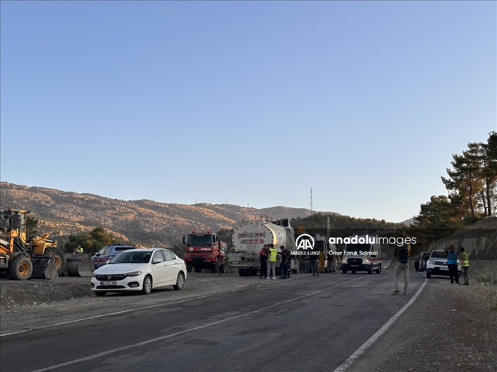 Kahramanmaraş'ta çıkan orman yangınına müdahale ediliyor