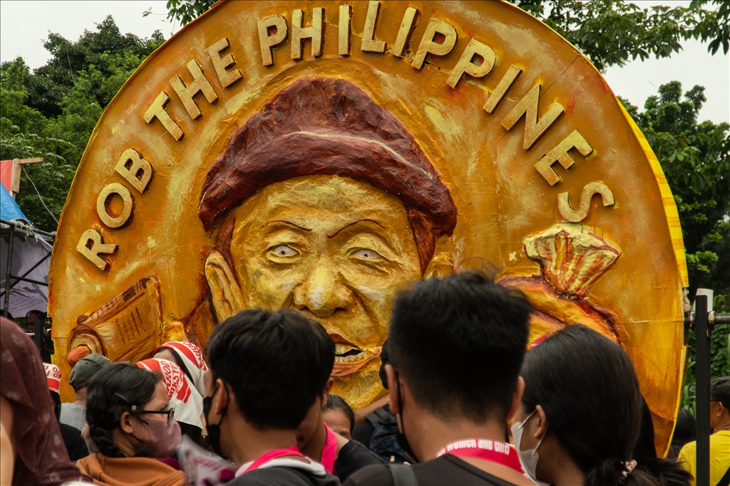 Various groups hold protest for extra wages, livelihoods, welfare and non-violence in Philippines