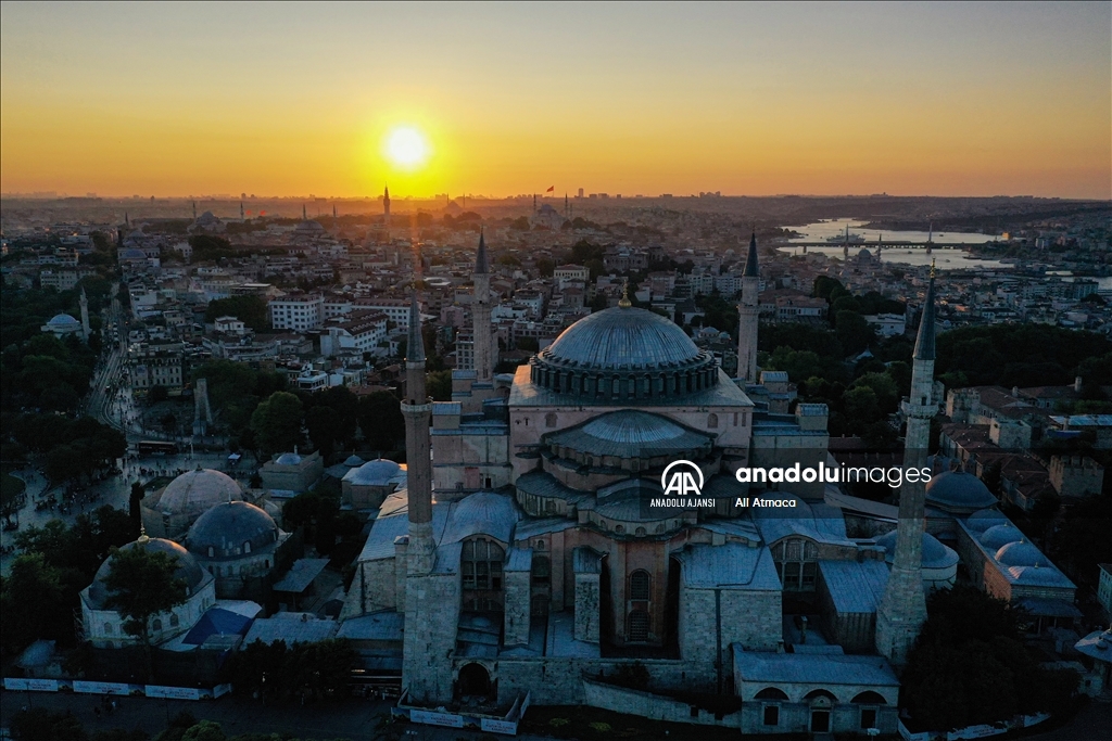 Yeniden ibadete açılan Ayasofya 3 yılda yaklaşık 21 milyon ziyaretçiyi ağırladı