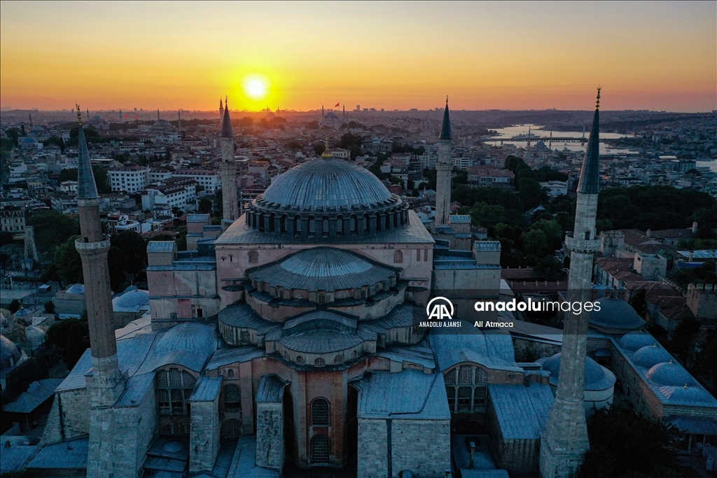 Yeniden ibadete açılan Ayasofya 3 yılda yaklaşık 21 milyon ziyaretçiyi ağırladı