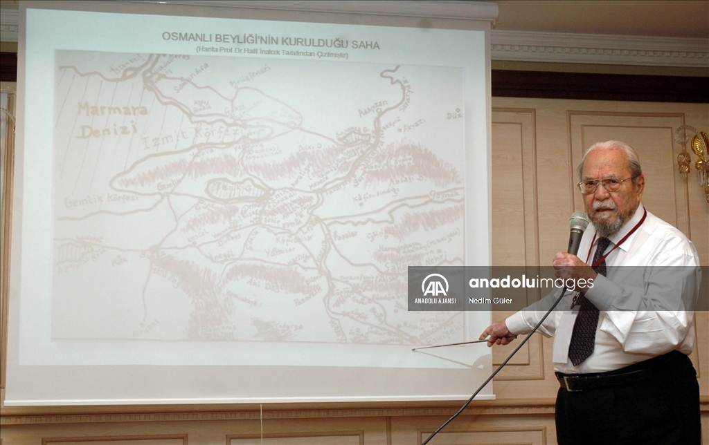 Prof. Dr. Halil İnalcık, Osmanlı Devleti’nin Kuruluş Tarihi Sempozyumu'nda konuştu