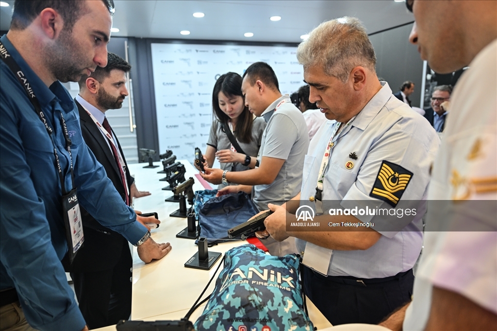 Dünya savunma sanayisini buluşturan IDEF'23 başladı