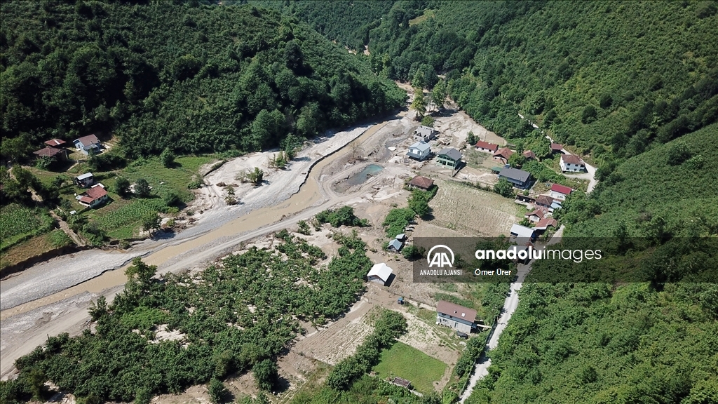 Düzce'deki selden etkilenen köyün sakinleri güvenli bir bölgeye taşınmak istiyor