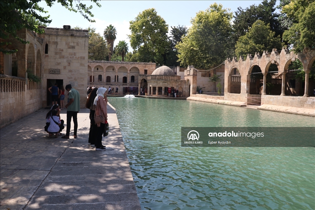 Şanlıurfa'da sıcak hava etkili oluyor