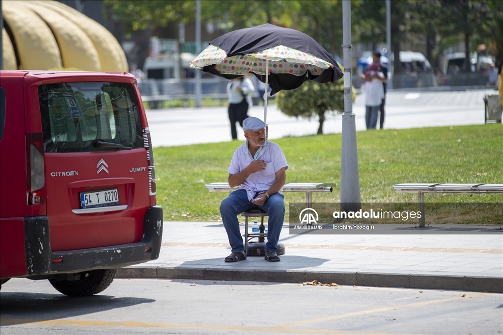 Sakarya'da sıcak hava etkili oluyor
