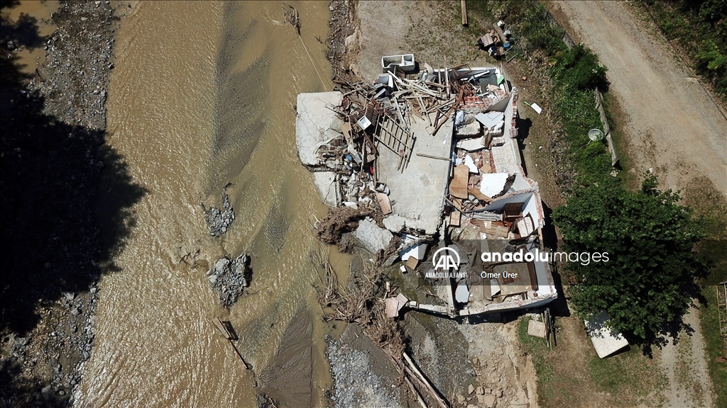 Düzce'deki selden etkilenen köyün sakinleri güvenli bir bölgeye taşınmak istiyor