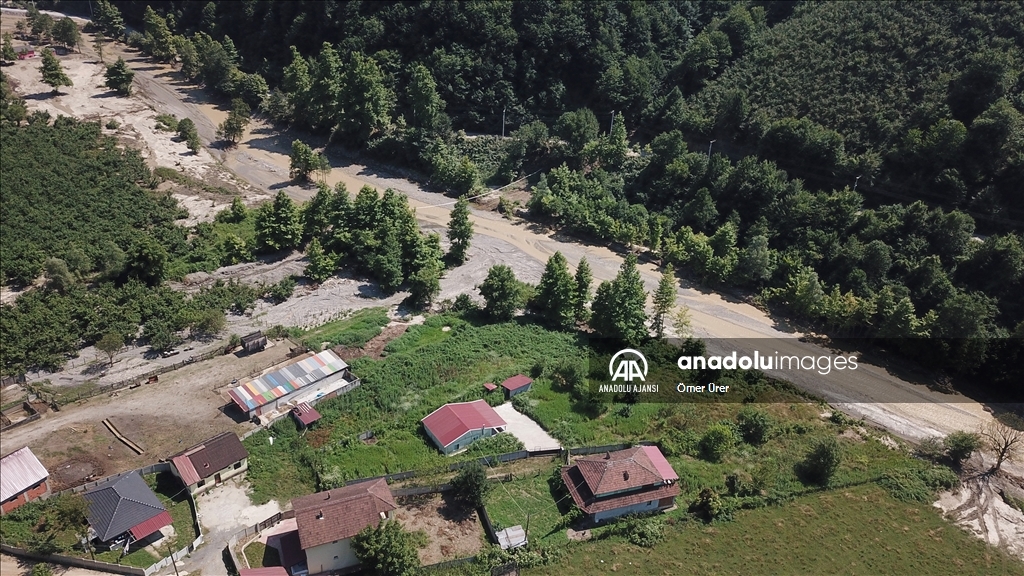 Düzce'deki selden etkilenen köyün sakinleri güvenli bir bölgeye taşınmak istiyor