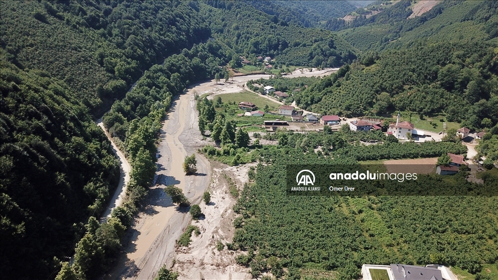 Düzce'deki selden etkilenen köyün sakinleri güvenli bir bölgeye taşınmak istiyor