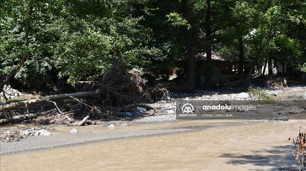 Düzce'deki selden etkilenen köyün sakinleri güvenli bir bölgeye taşınmak istiyor