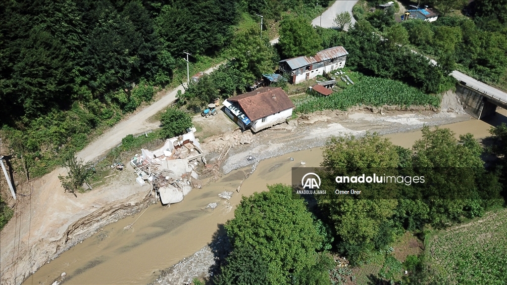 Düzce'deki selden etkilenen köyün sakinleri güvenli bir bölgeye taşınmak istiyor