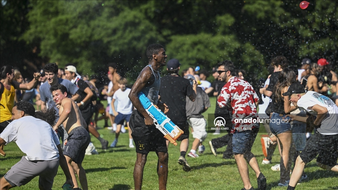 Central Park'ta su savaşı etkinliği