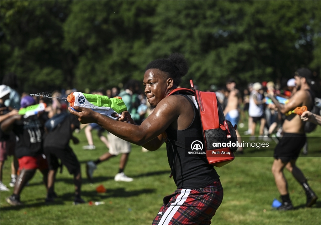 Central Park'ta su savaşı etkinliği