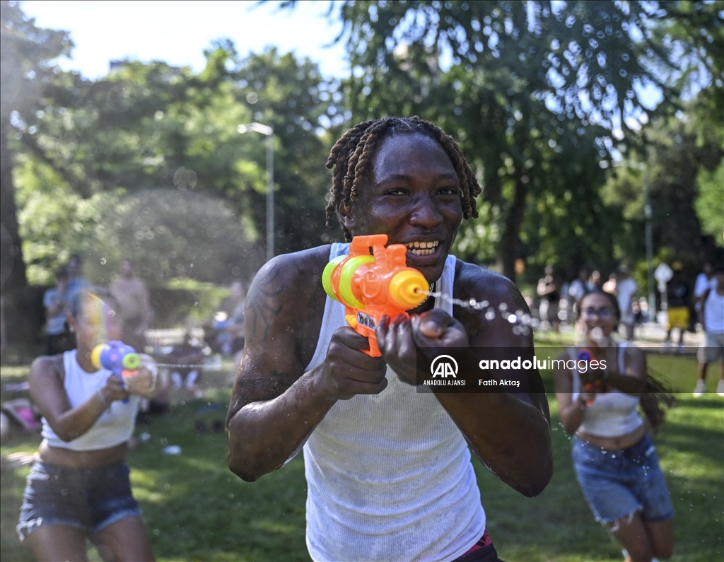 Central Park'ta su savaşı etkinliği