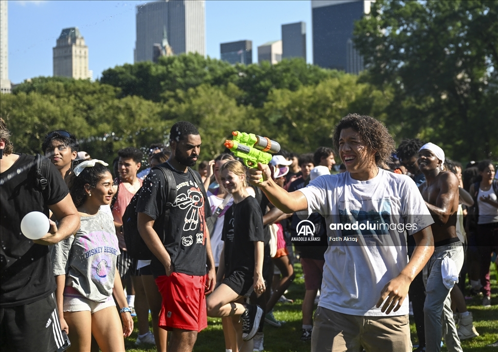 Central Park'ta su savaşı etkinliği