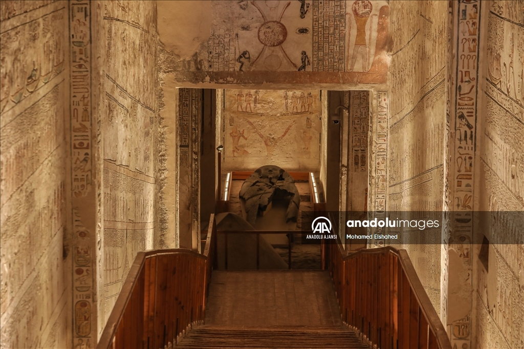 Luksor'daki 5. Ramses ve 6. Ramses'in mezarları