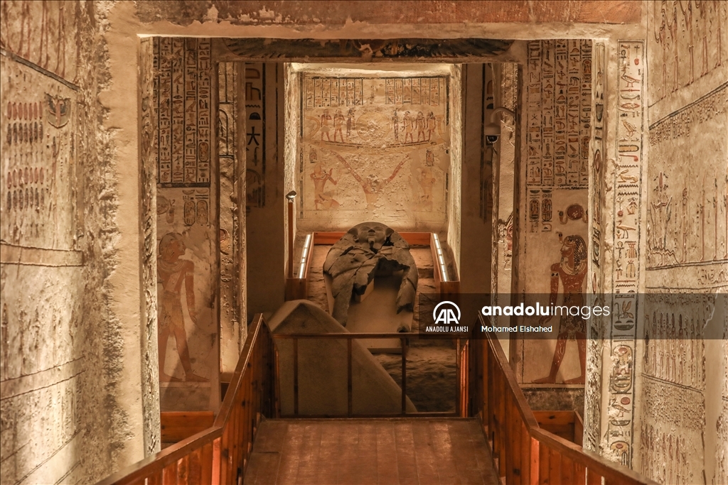 Luksor'daki 5. Ramses ve 6. Ramses'in mezarları