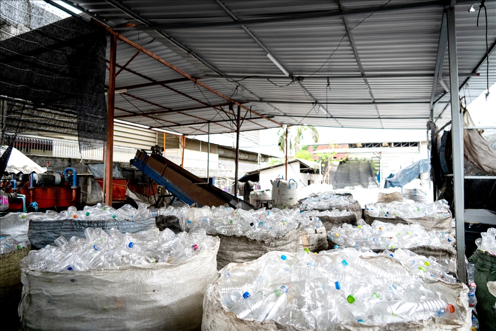 Plastic waste crisis in Thailand