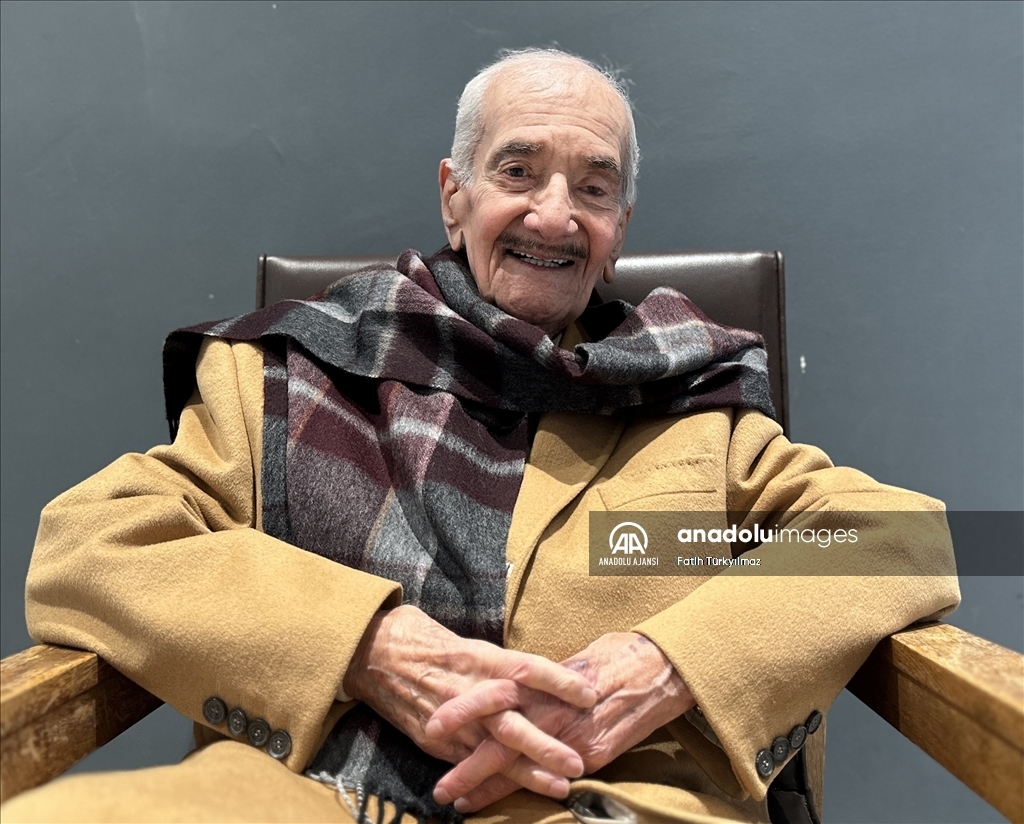 Senarist Safa Önal için onur gecesi düzenlendi