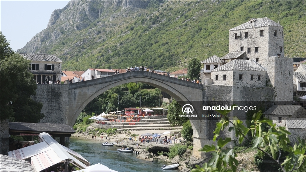 Neretva Nehri'nin gerdanlığı: Mostar Köprüsü