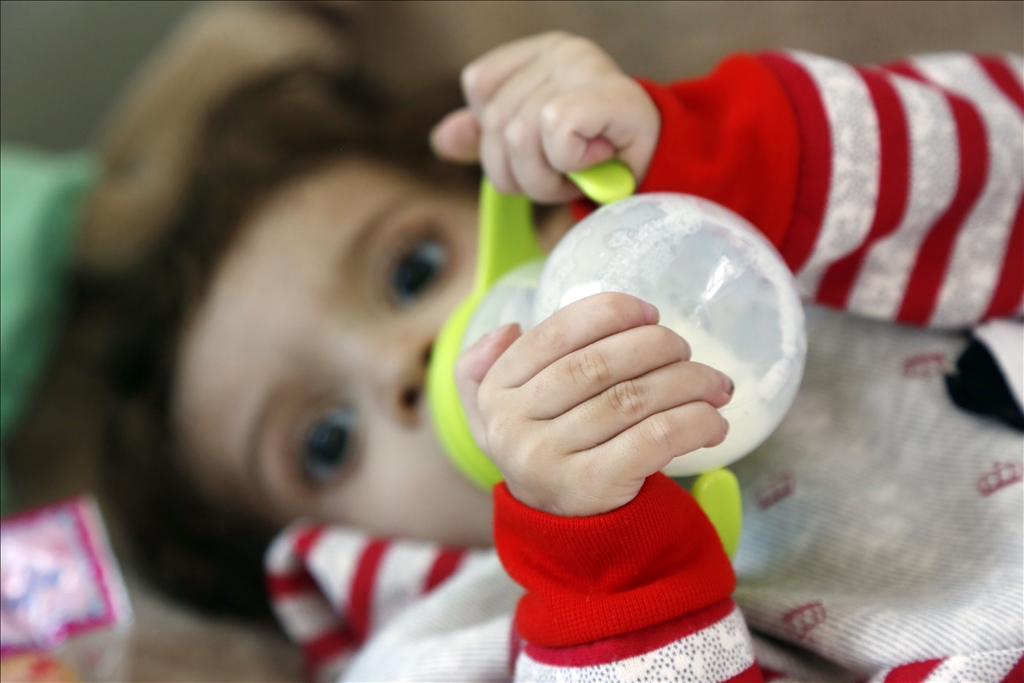 Yemeni children suffering from malnutrition are treated at Sabeen Hospital  
