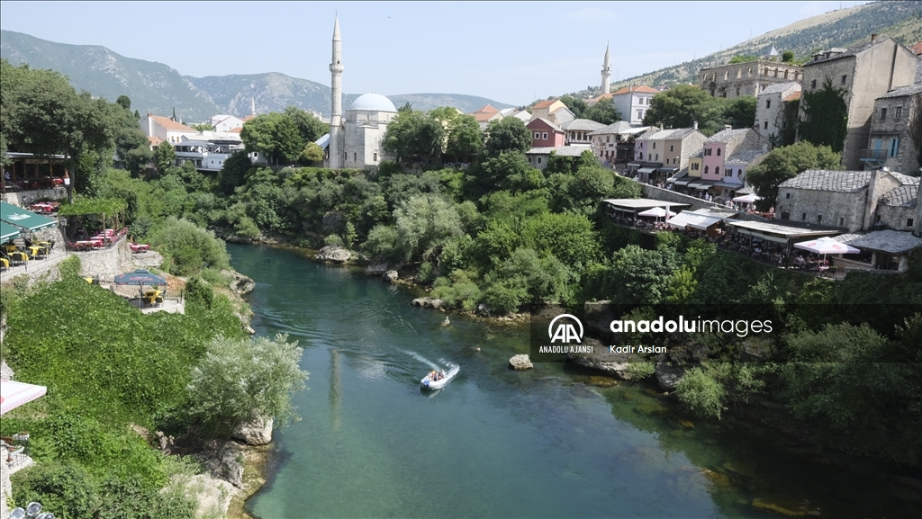 Neretva Nehri'nin gerdanlığı: Mostar Köprüsü