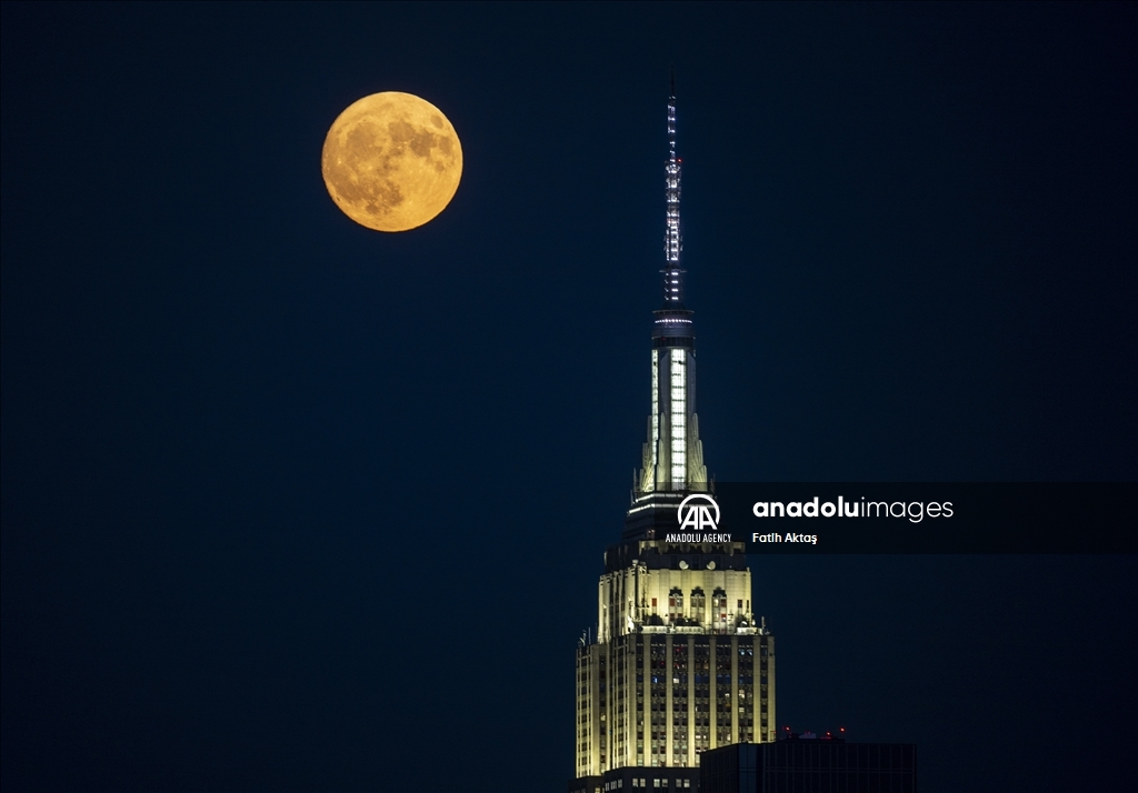 Full Moon in New York City