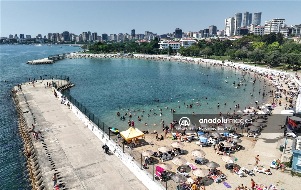 İstanbullular "eyyam-ı bahur" sıcaklarıyla bunaldı