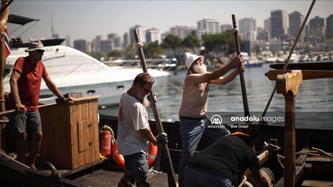 Viking yelkenlisi İstanbul'da Viking hayranları için hazırlanıyor