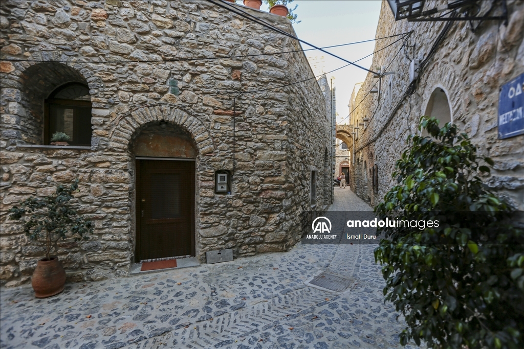 Daily life in Chios
