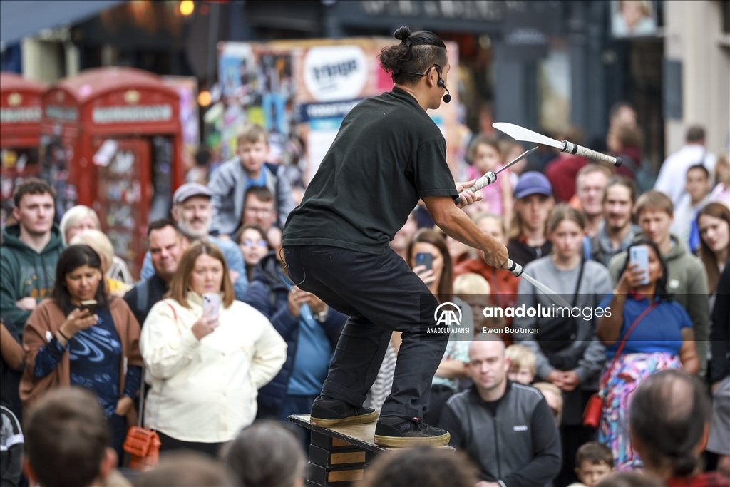Dünyanın en büyük sahne sanatları festivali Fringe Festival Edinburgh'da düzenlendi