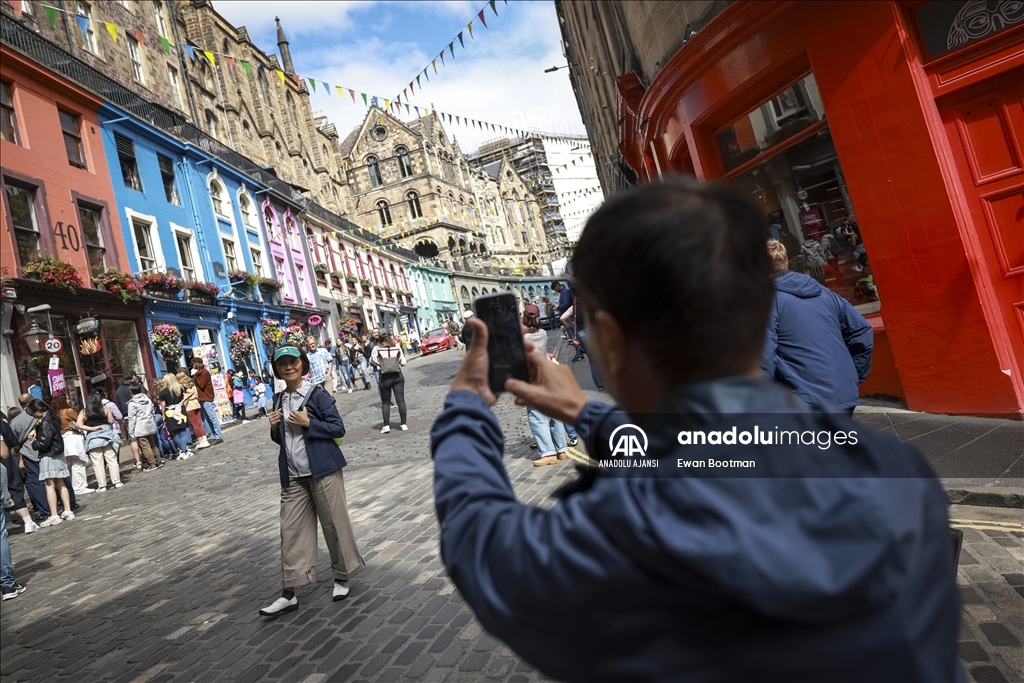 Dünyanın en büyük sahne sanatları festivali Fringe Festival Edinburgh'da düzenlendi