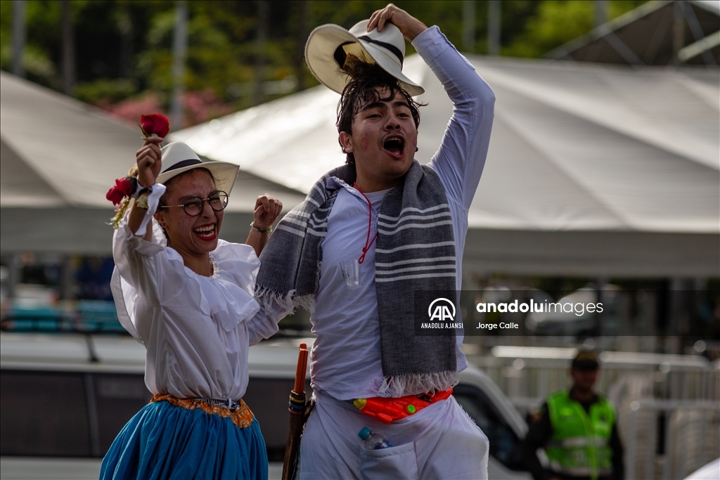 Kolombiya'daki Medellin Çiçek Festivali